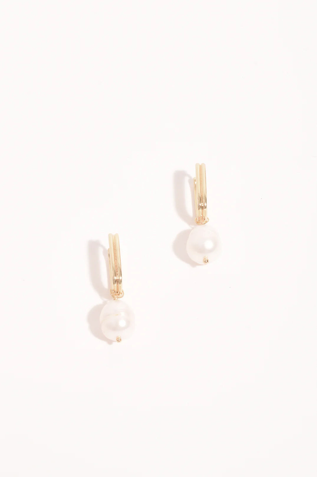 Rectangle Link Pearl Drop Earrings - Gold