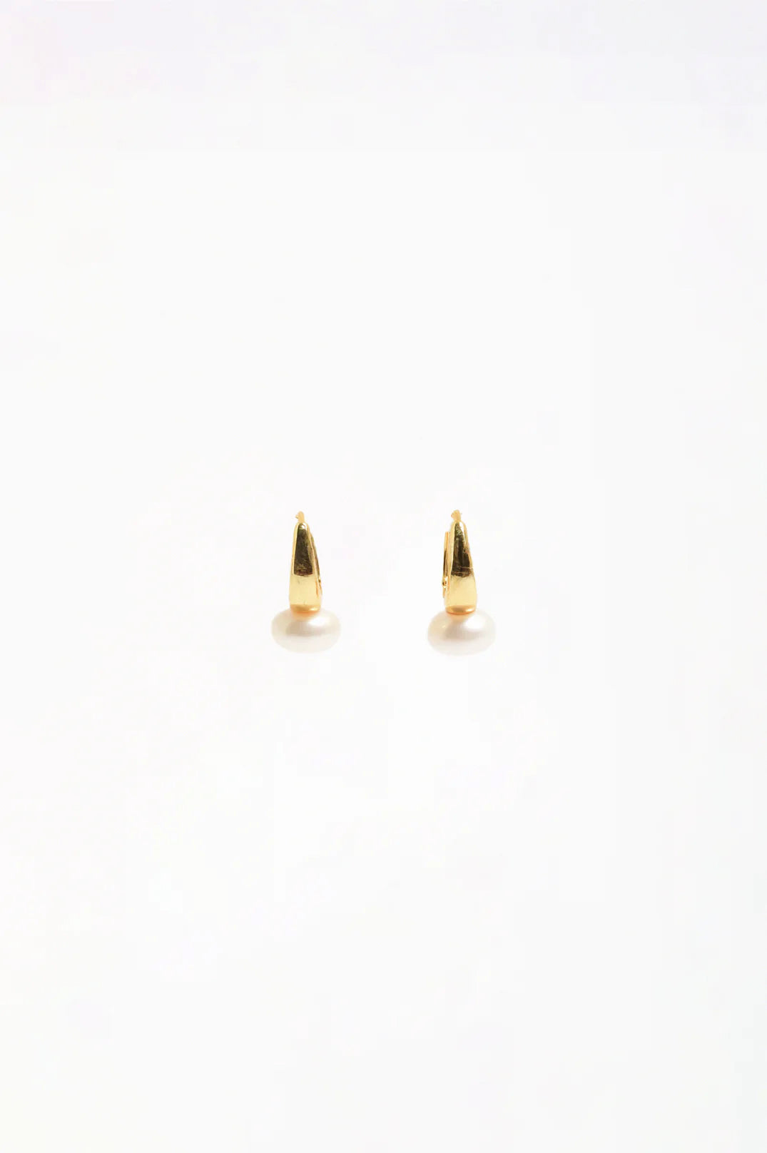 Freshwater Pearl Mini Hoops - Gold