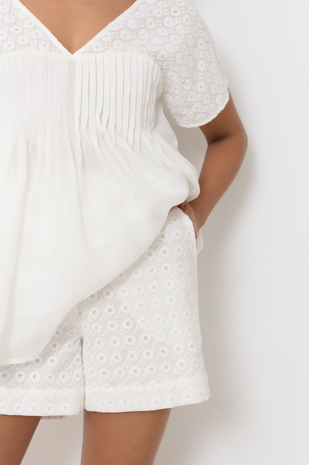 Haven Lace Pattern Short - White