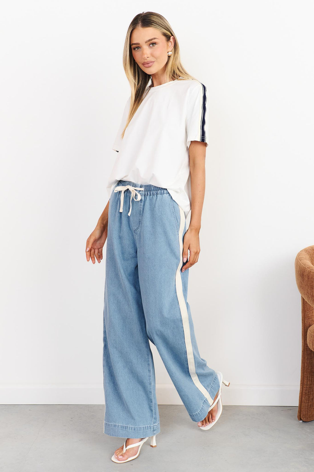 Alex Side Stripe Jean - Light Wash