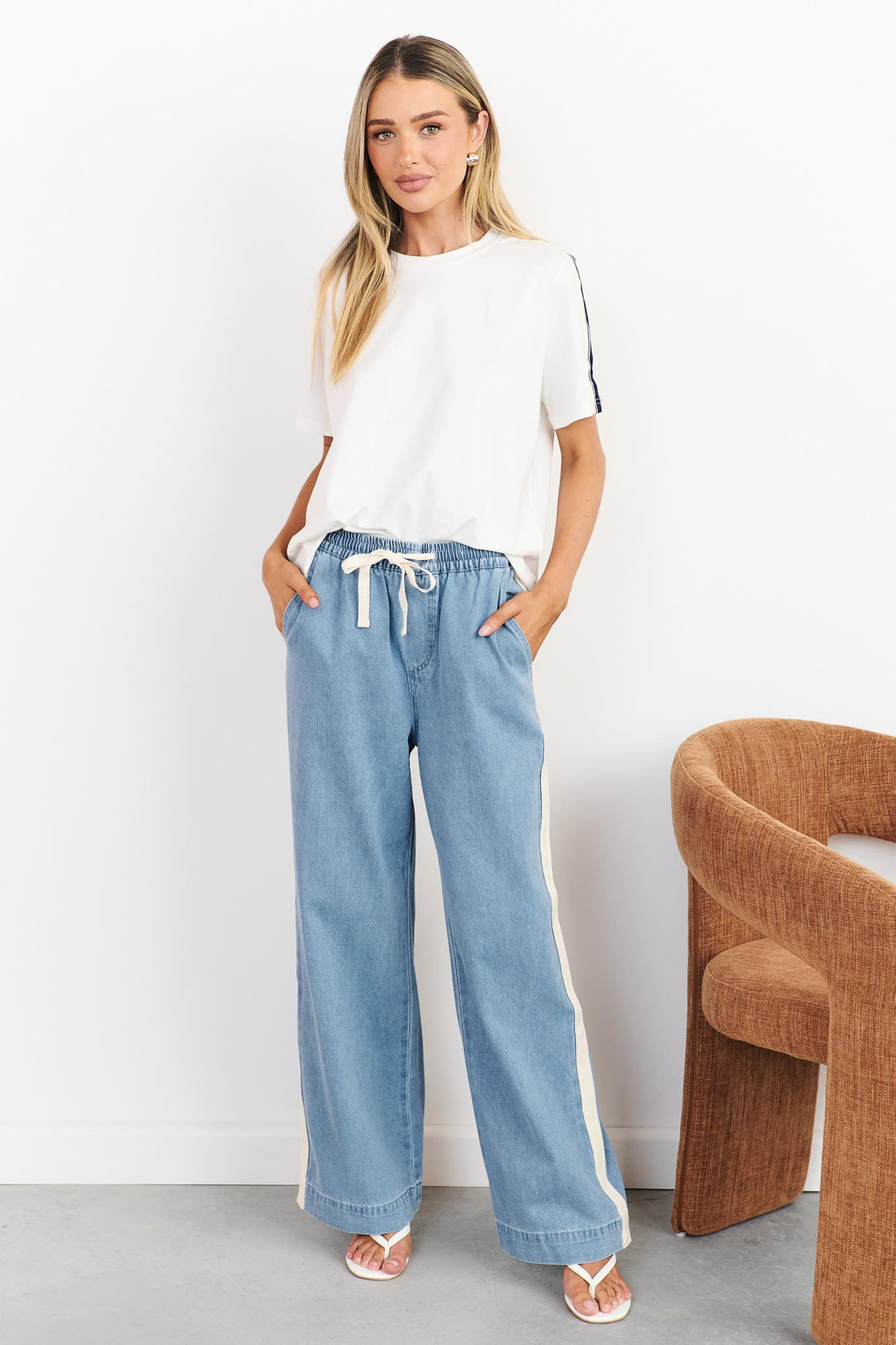 Alex Side Stripe Jean - Light Wash