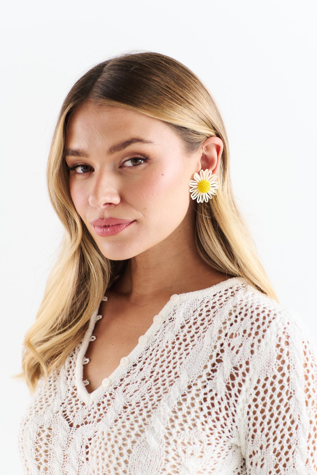 Solstice Daisy Earring - White