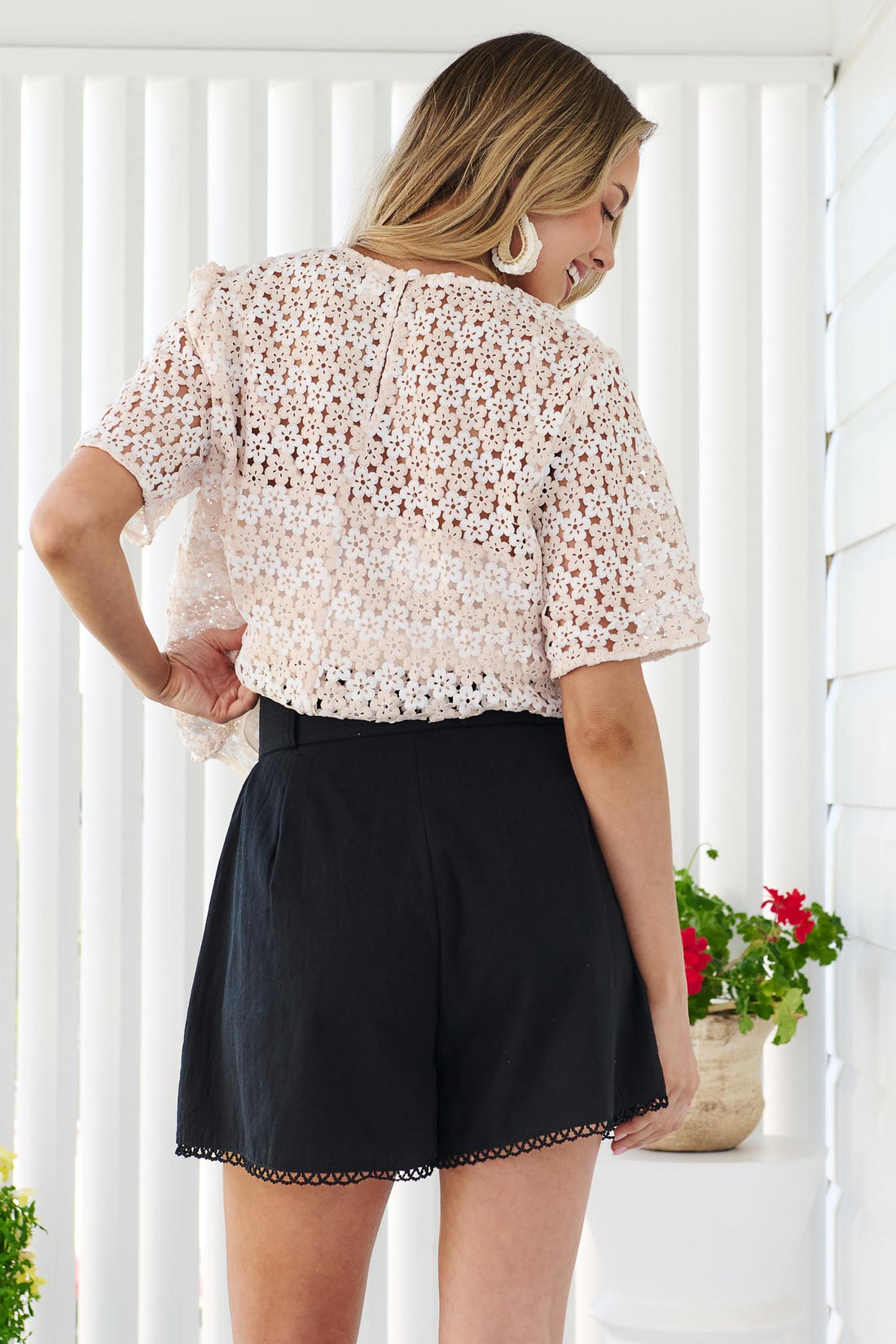 Lily Shorts - Black