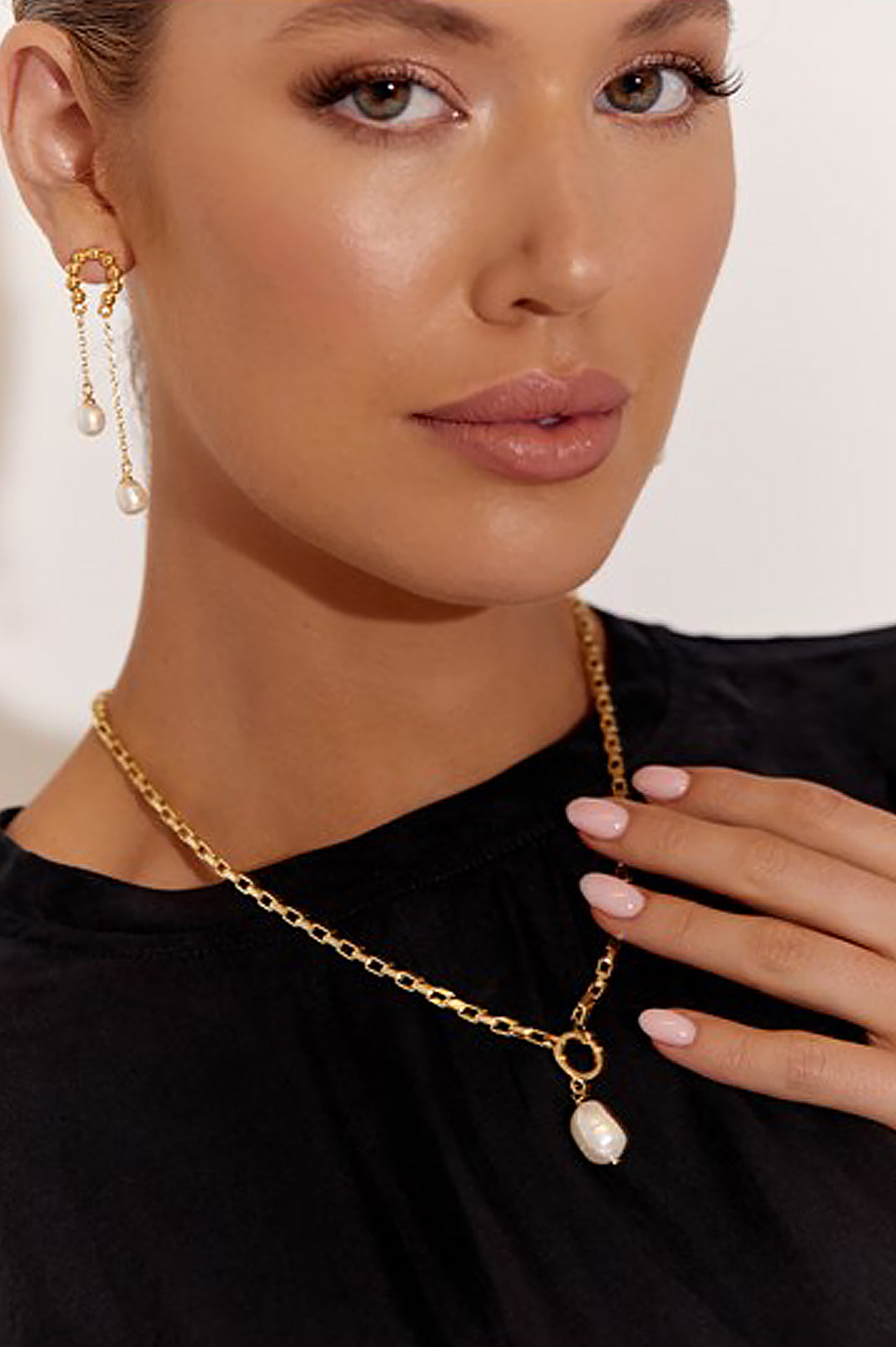 Pearl Drop Necklace - Gold