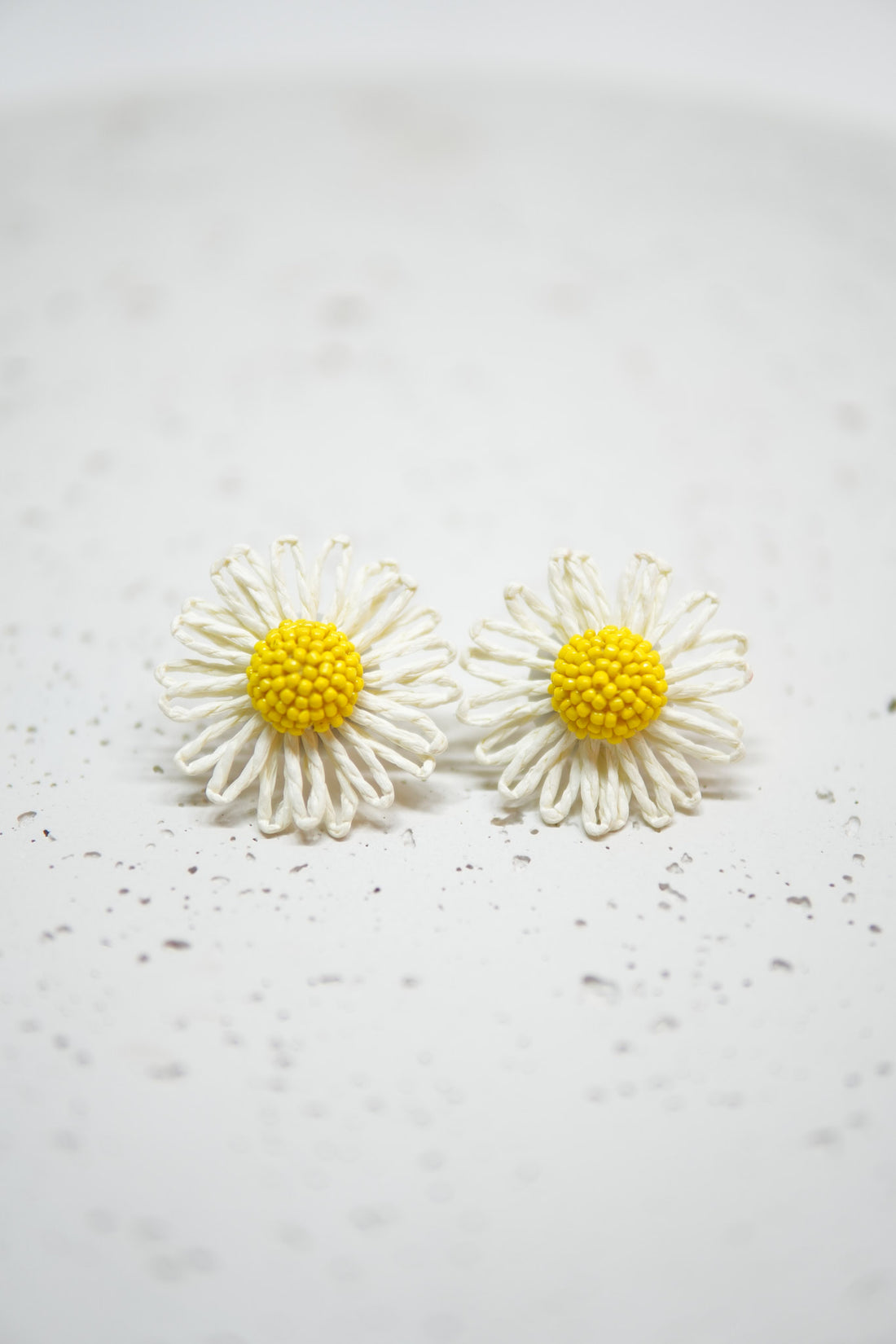 Solstice Daisy Earring - White